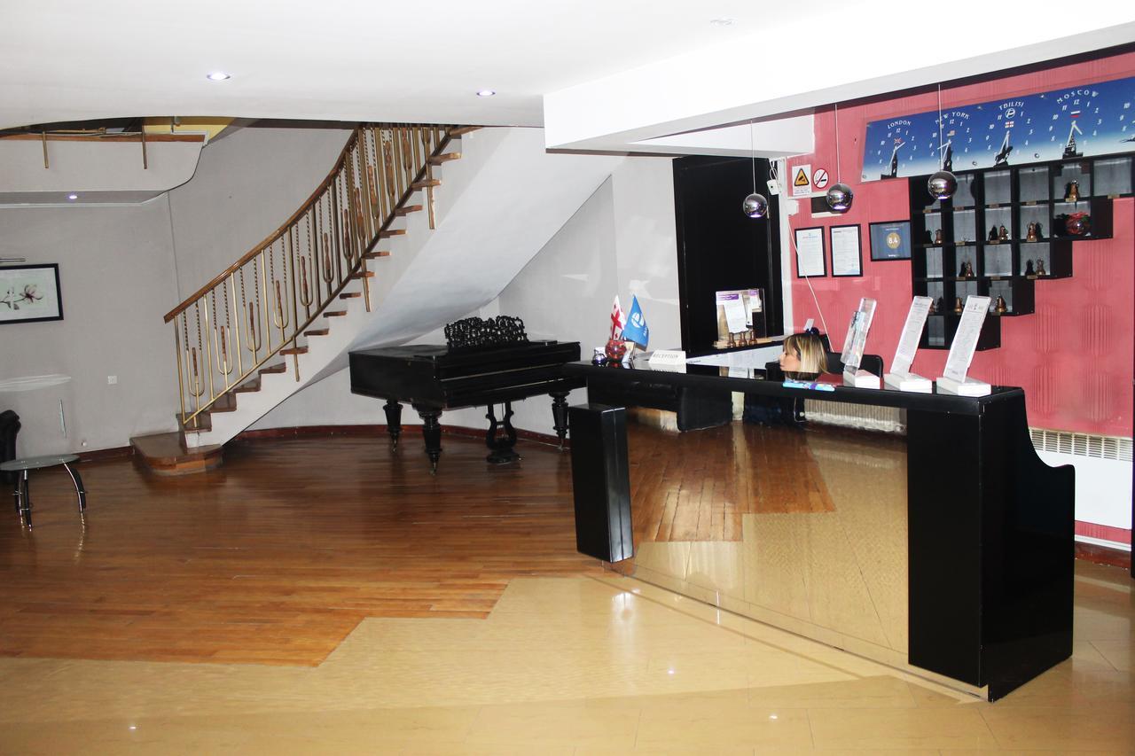 Panorama Eco-Hotel Tbilisi ภายนอก รูปภาพ
