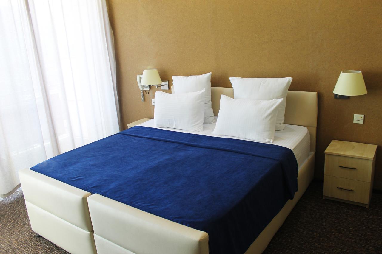 Panorama Eco-Hotel Tbilisi ภายนอก รูปภาพ