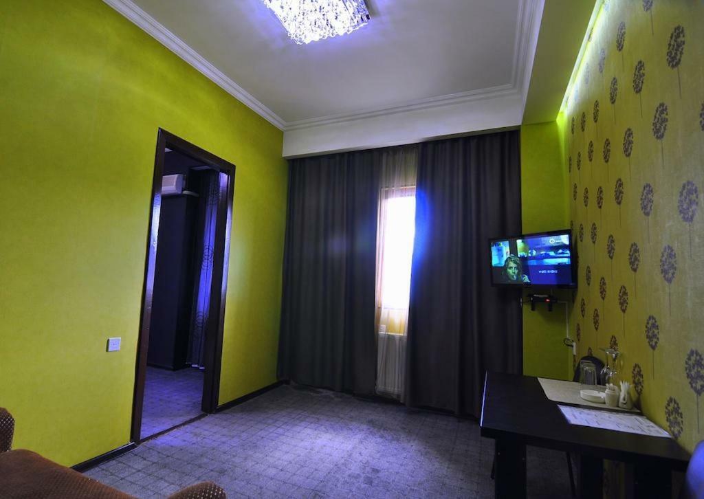 Panorama Eco-Hotel Tbilisi ภายนอก รูปภาพ