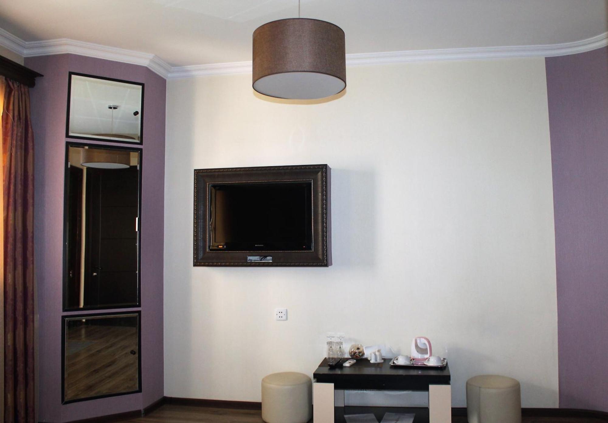 Panorama Eco-Hotel Tbilisi ภายนอก รูปภาพ