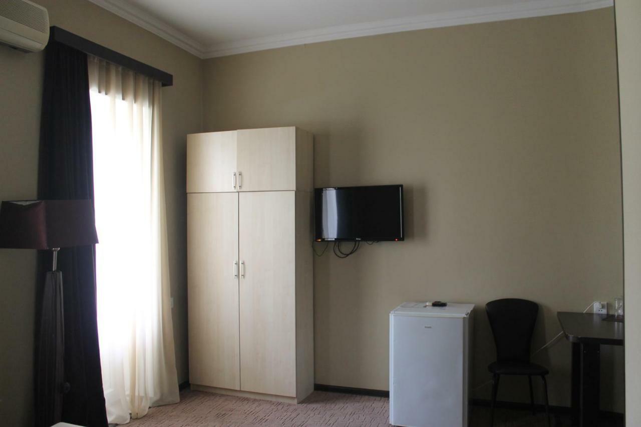 Panorama Eco-Hotel Tbilisi ภายนอก รูปภาพ