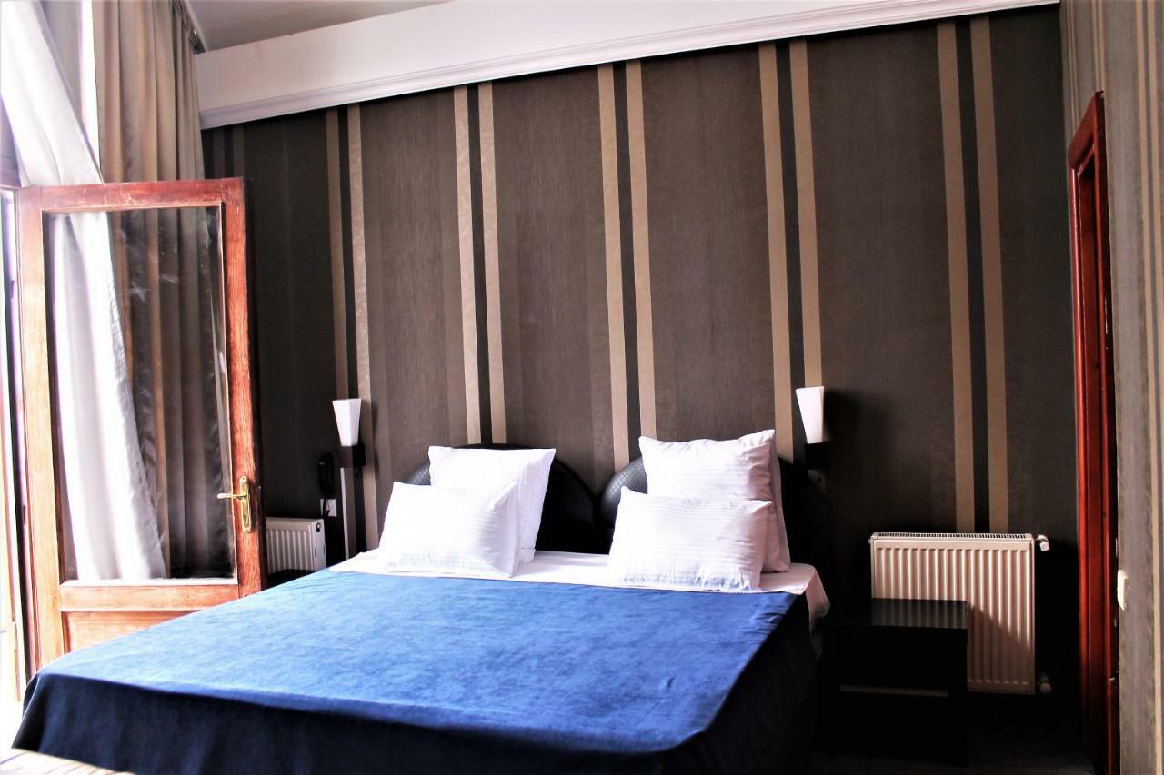 Panorama Eco-Hotel Tbilisi ภายนอก รูปภาพ