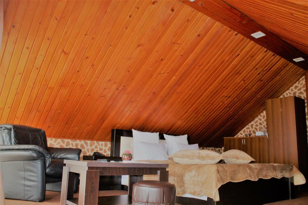 Panorama Eco-Hotel Tbilisi ภายนอก รูปภาพ